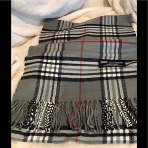 Gorgeous 100% Cashmere Scarf,super soft!